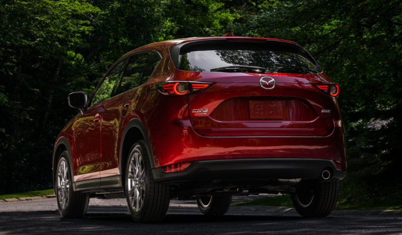 
								Mazda CX-5 full									